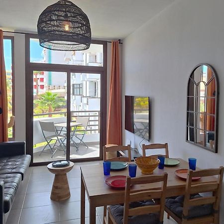 Stylish 2-Bedroom Apartment Yumbo มาสปาโลมาส ภายนอก รูปภาพ