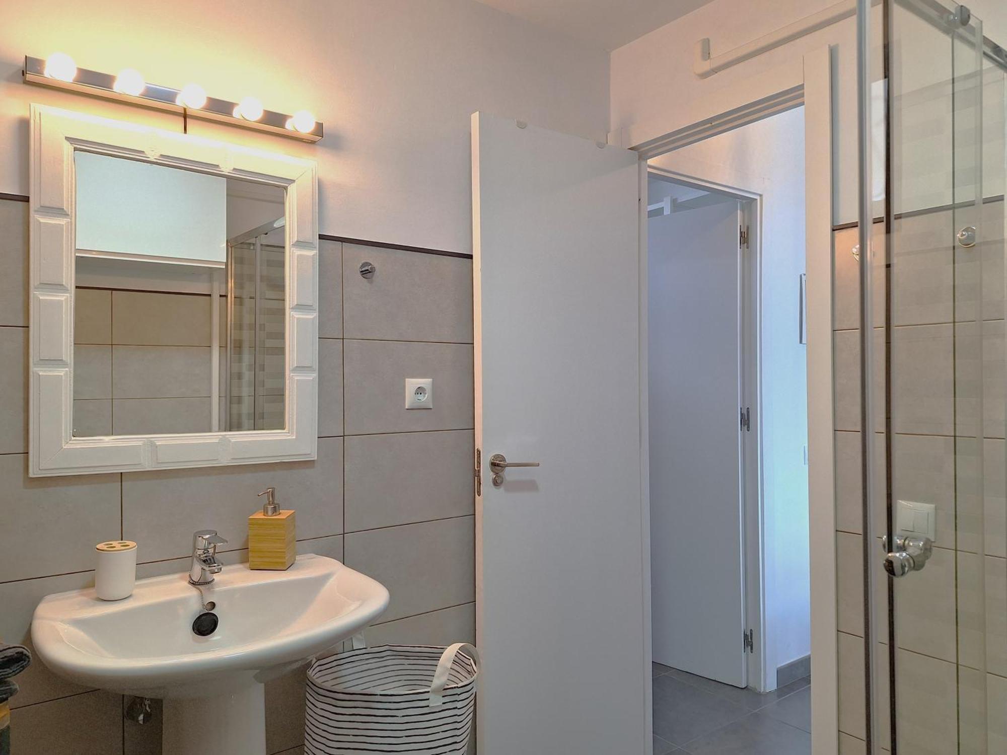 Stylish 2-Bedroom Apartment Yumbo มาสปาโลมาส ภายนอก รูปภาพ